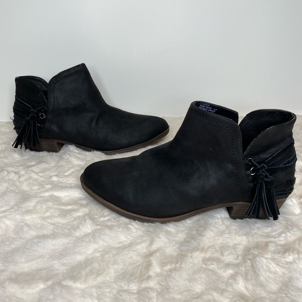 Black Rampage Boots size 9.5.  Brand new.